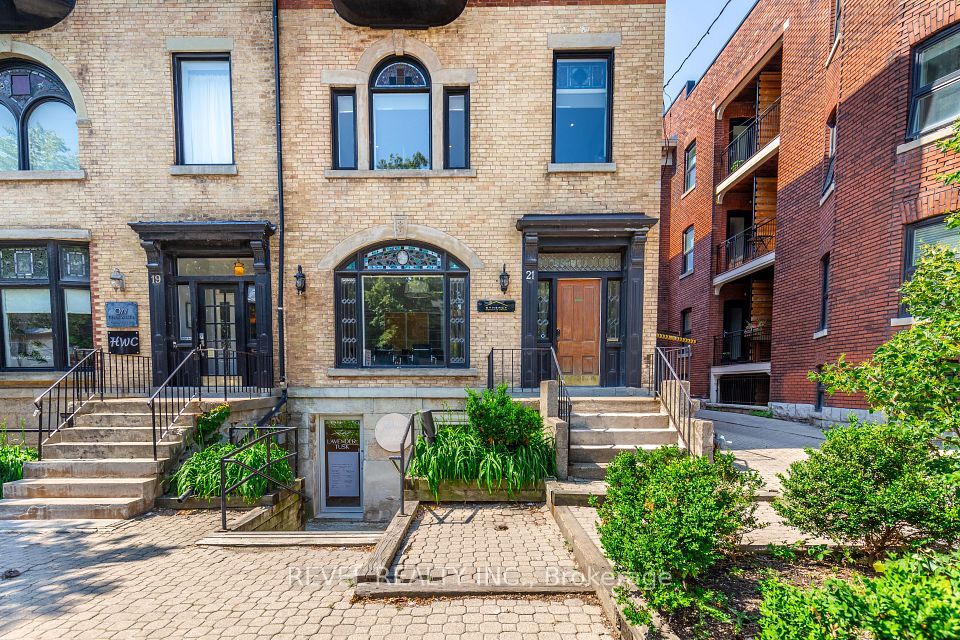 21 Bold Street, Hamilton, ON L8P 1T3