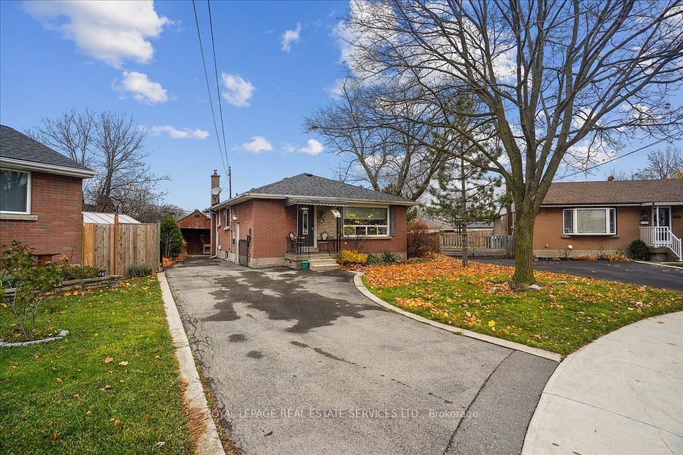 391 East 16th Street, Hamilton, ON L9A 4K4 at 391 East 16th Street, Hamilton, ON L9A 4K4, Hamilton, ON, L9A 4K4