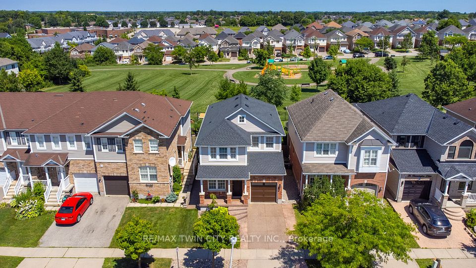 Detached at 32 Bloomington Drive, Cambridge, ON N1P 1J4, Cambridge