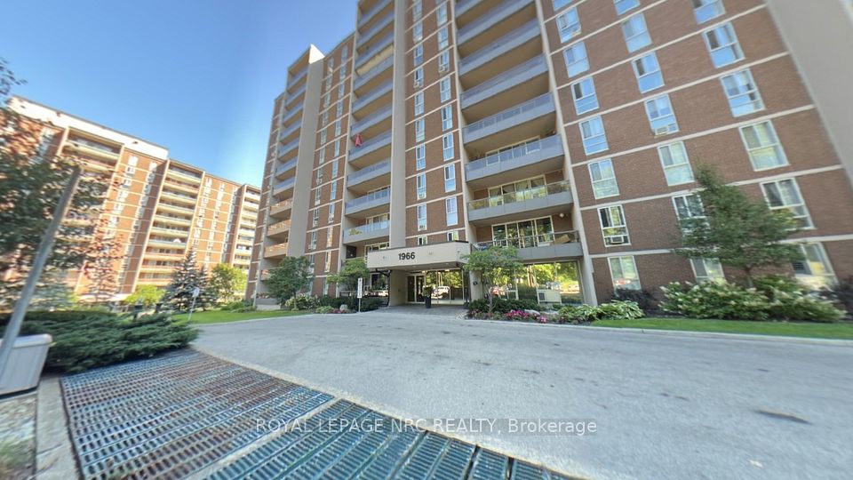 Condo Apartment at 1966 Main Street W 306, Hamilton, ON L8S 1J6, Hamilton