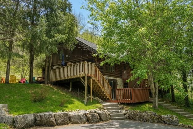 Detached at 1112 Safari Road, Hamilton, ON L8B 1A4, Hamilton