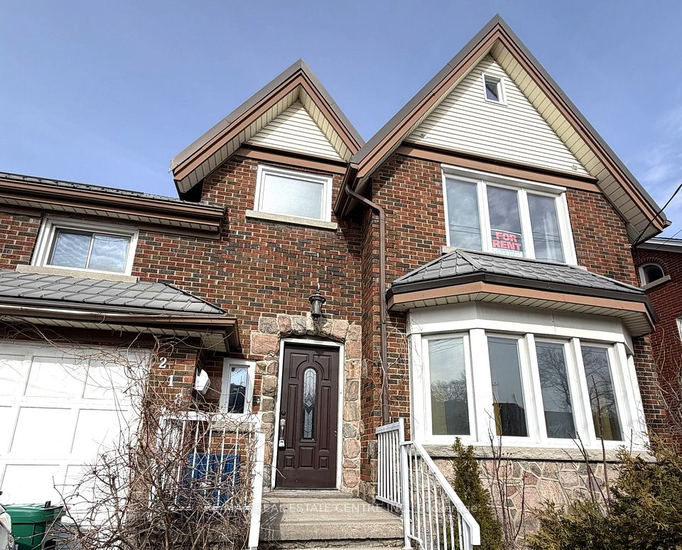 Duplex at 218 Weber Street E, Kitchener, ON N2H 1E8, Kitchener