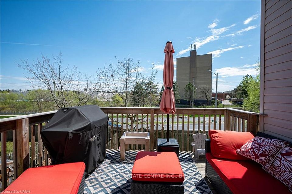 Condo Townhouse at 85 Bankside Drive D26, Kitchener, ON N2N 3M4, Kitchener