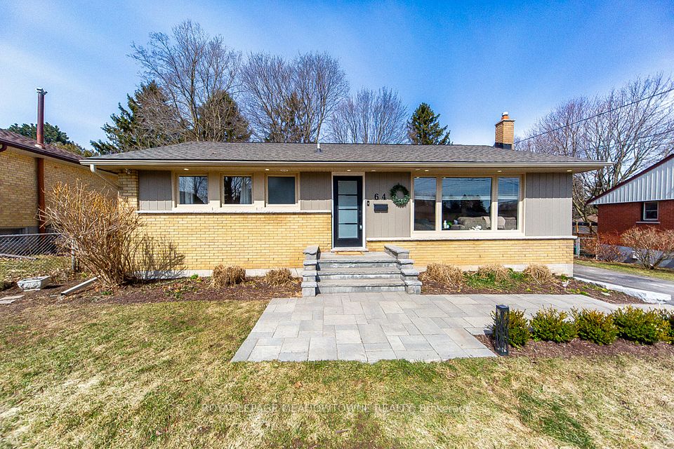 Detached at 64 Dumbarton Street, Guelph, ON N1E 3T6, Guelph