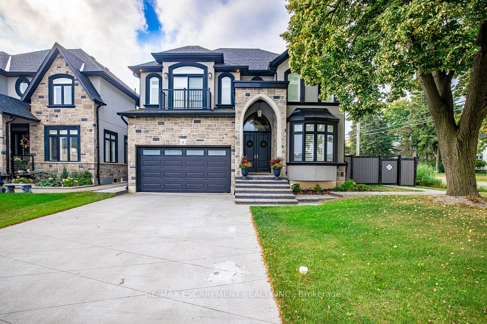 4 LOCKMAN Drive, Hamilton, ON L9K 0C1 at 4 LOCKMAN Drive, Hamilton, ON L9K 0C1, Hamilton, ON, L9K 0C1