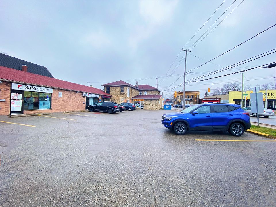 414 HAMILTON Road, London East, ON N5Z 1R9