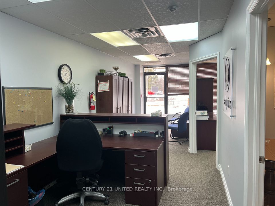 637 The Queensway N/A 12, Peterborough, ON K9J 7J6