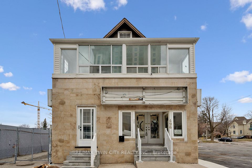 496 King Street E, Kitchener, ON N2G 2L6
