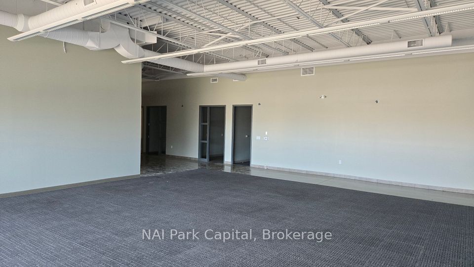 930 Woodlawn Road W 4-8, Guelph, ON N1K 1T2