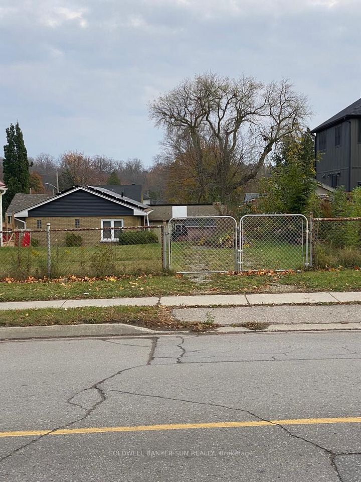 449 York Road, Guelph, ON N1E 5X8 at 449 York Road, Guelph, ON N1E 5X8, Guelph, ON, N1E 5X8
