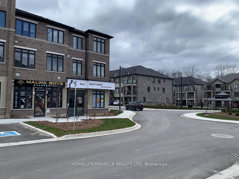 585 Colborne Street E 109, Brantford, ON N3S 0K4