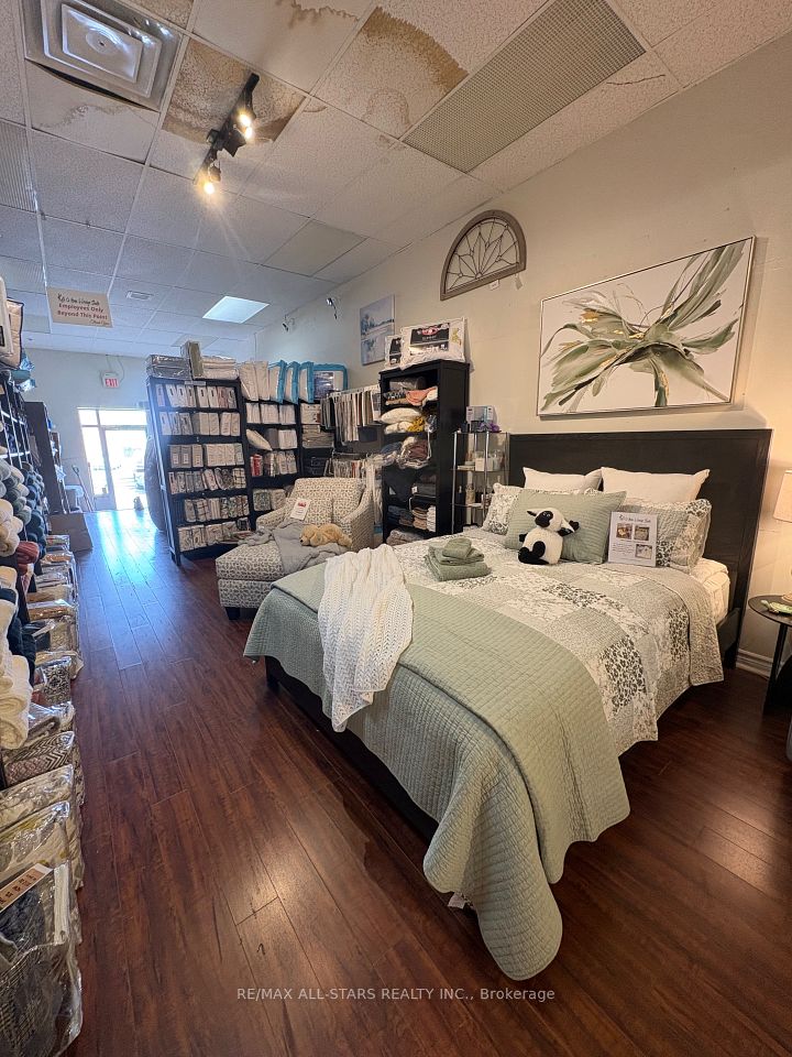 32 Kent Street, Kawartha Lakes, ON K9V 3Z6