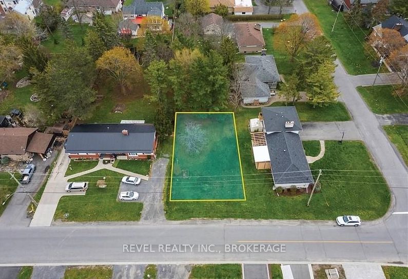 5 Manitou Crescent, Loyalist, ON K7N 1B1 at 5 Manitou Crescent, Loyalist, ON K7N 1B1, Loyalist, ON, K7N 1B1