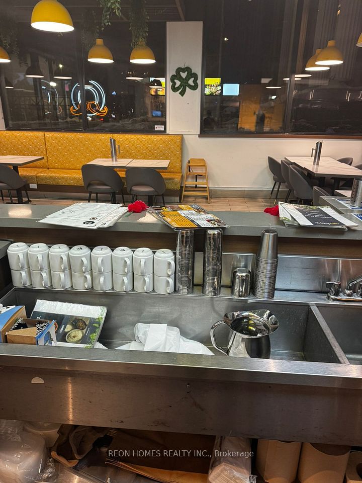 8 Erb Street W, Waterloo, ON N2J 2W6