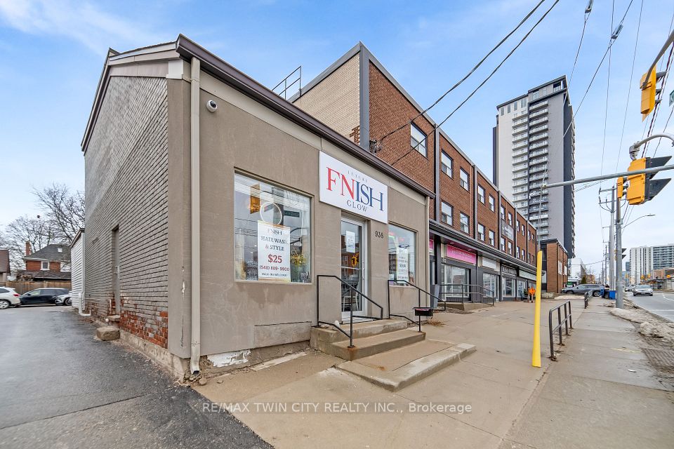 938 KING Street W, Kitchener, ON N2G 1G4