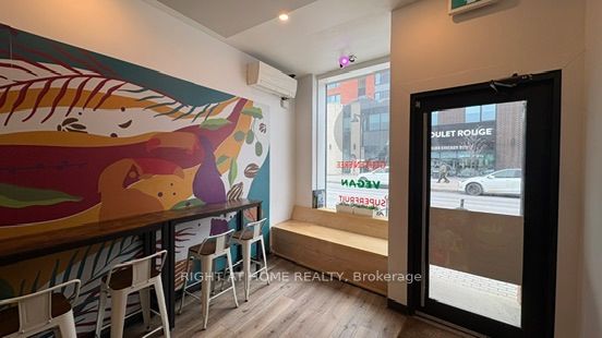891 bank Street, Glebe - Ottawa East and Area, ON K1S 3W4