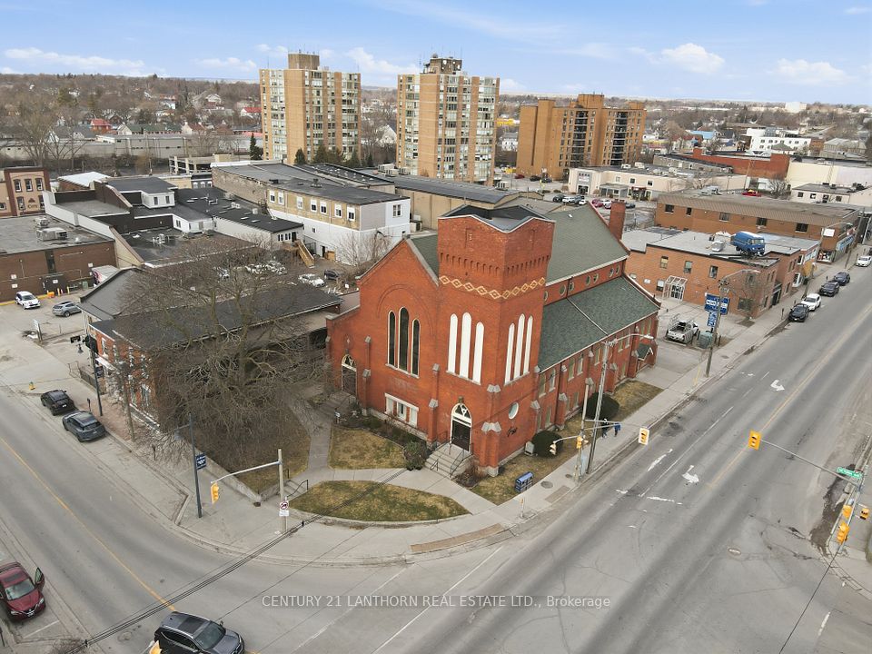 34 Victoria Avenue, Belleville, ON K8N 1Z4