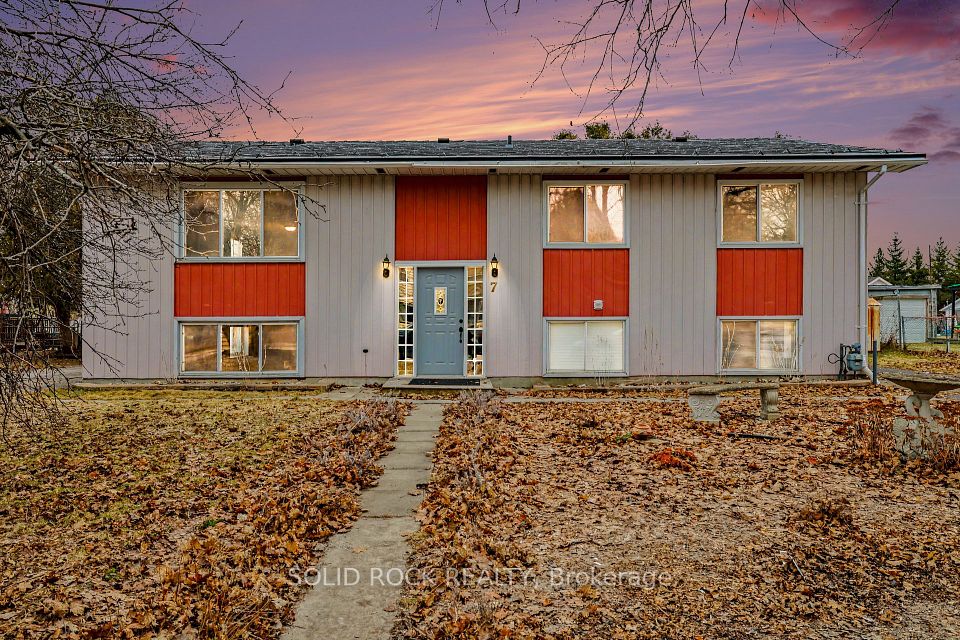 7 Leeds Street, Smiths Falls, ON K7A 2M6 at 7 Leeds Street, Smiths Falls, ON K7A 2M6, Smiths Falls, ON, K7A 2M6