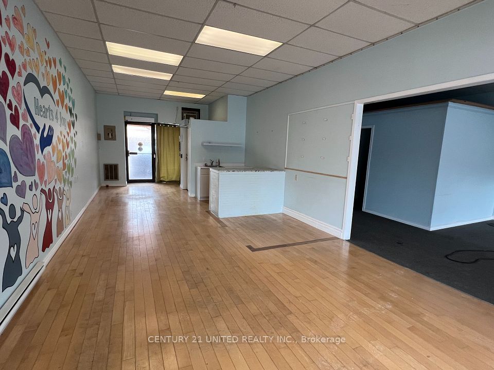 203 Simcoe Street 3 - 4, Peterborough, ON K9H 2H6