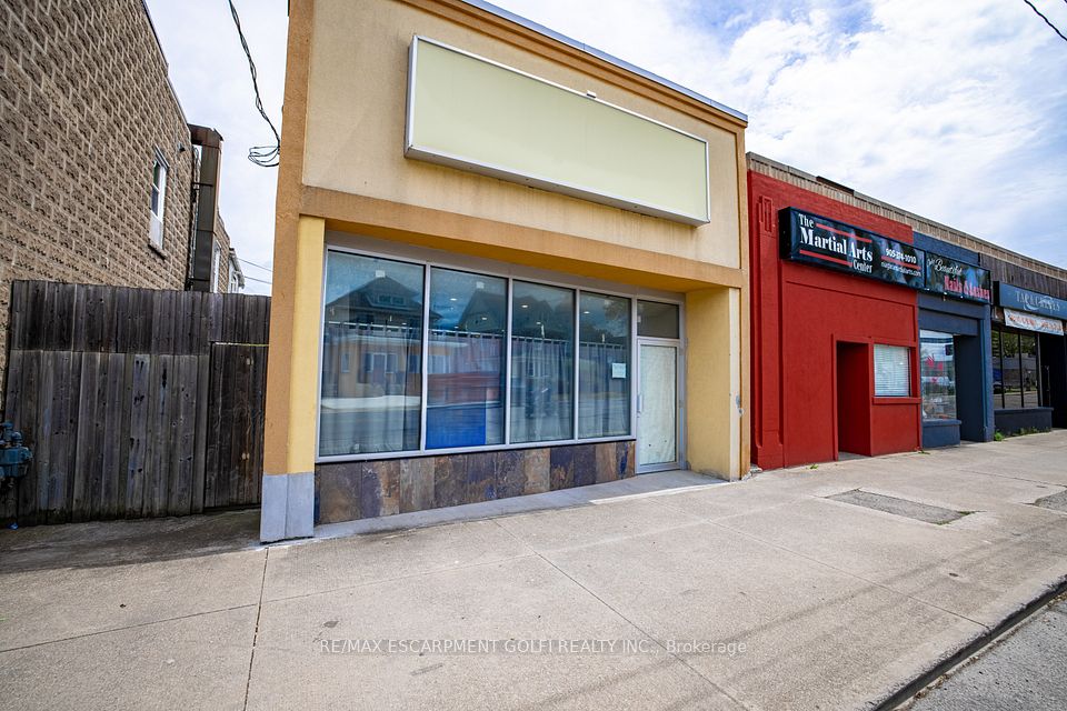 5060 Victoria Avenue, Niagara Falls, ON L2G 3S4