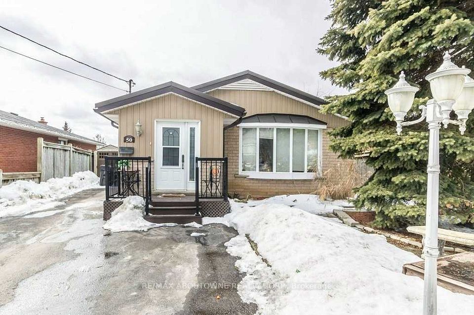 Detached at 50 Ridgewood Avenue Upper, Guelph, ON N1H 6C5, Guelph