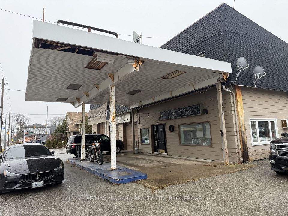 496 Main Street W, Port Colborne, ON L3K 3W4