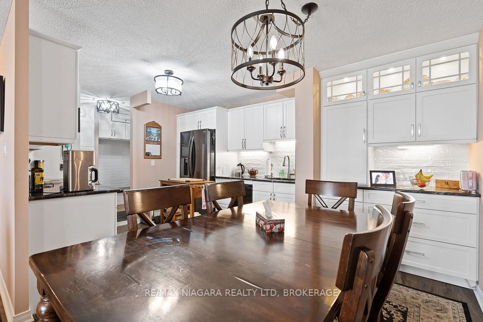 7 Gale Crescent B5, St. Catharines, ON L2R 7M8 at 7 Gale Crescent B5, St. Catharines, ON L2R 7M8, St. Catharines, ON, L2R 7M8