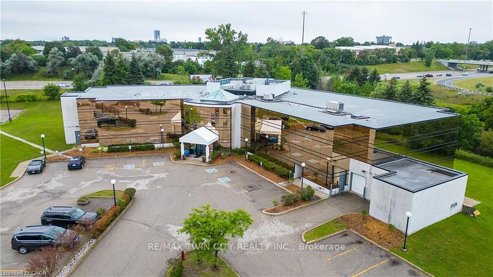 575 Riverbend Drive, Kitchener, ON N2K 3S3