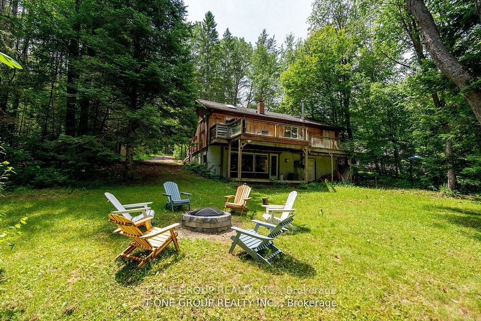 10 Riverside Court, Hastings Highlands, ON K0L 1C0 at 10 Riverside Court, Hastings Highlands, ON K0L 1C0, Hastings Highlands, ON, K0L 1C0