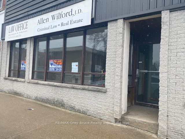 153 8TH Street E, Owen Sound, ON N4K 2C6