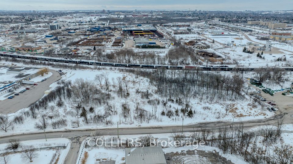 34 St Remy Place, Kingston, ON K7K 6C4