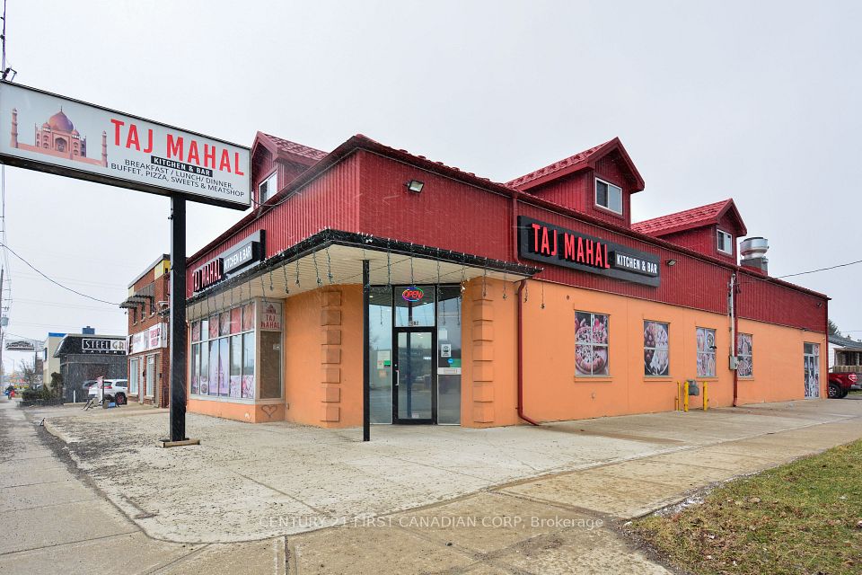 1682 Dundas Street, London East, ON N5W 3C7