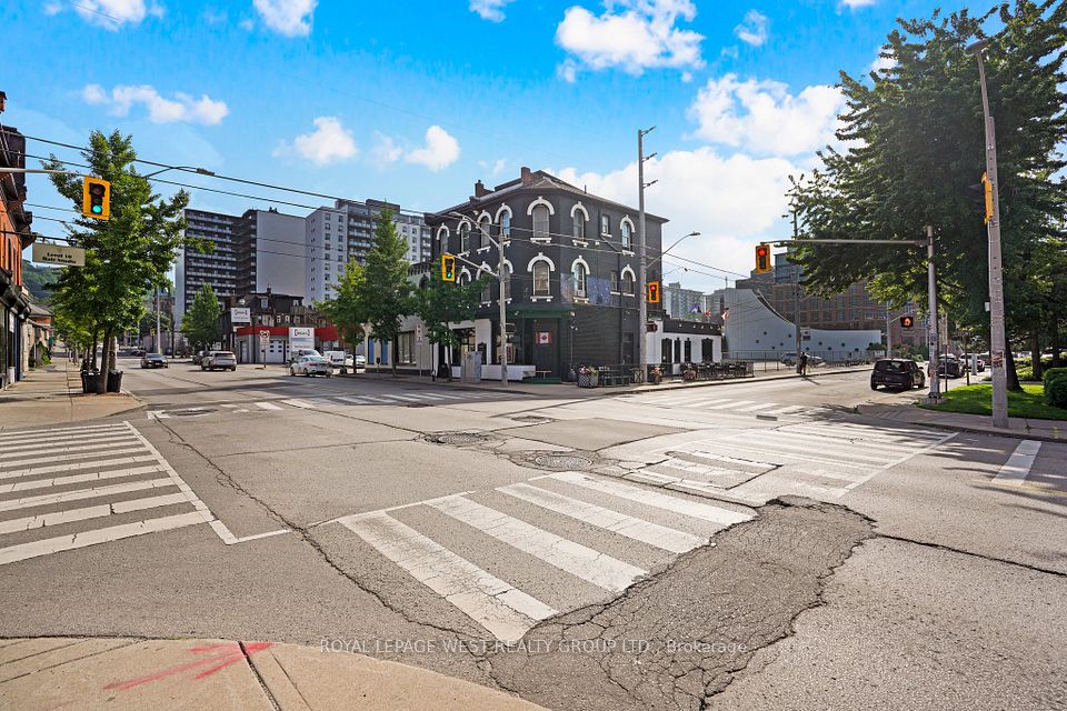 174 John Street S, Hamilton, ON L8N 2C6