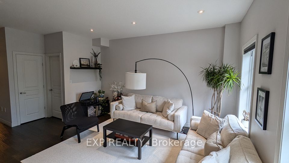 Att/Row/Townhouse at 90 Robert Peel Road, Kitchener, ON N2H 0B6, Kitchener