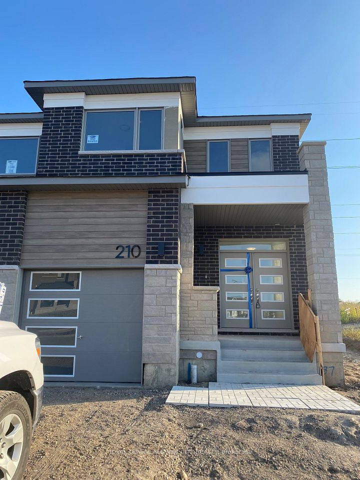 Att/Row/Townhouse at 210 Histand Trail, Kitchener, ON N2R 0S3, Kitchener