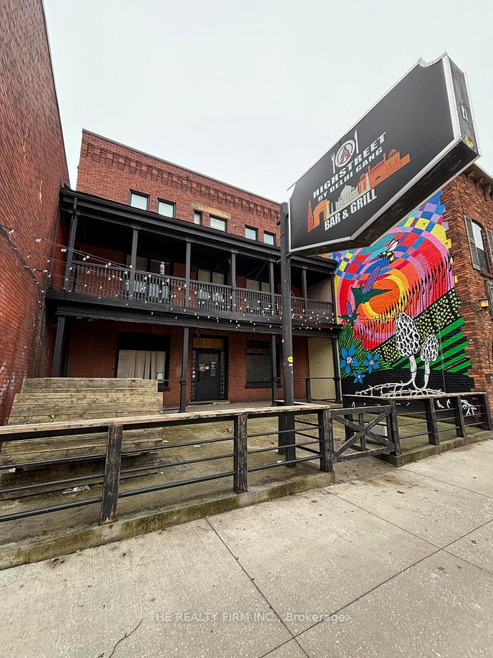 625 Dundas Street, London East, ON N5W 2Z1