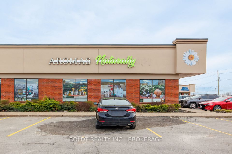 274 Fourth Avenue 1A, St. Catharines, ON L2S 0B6