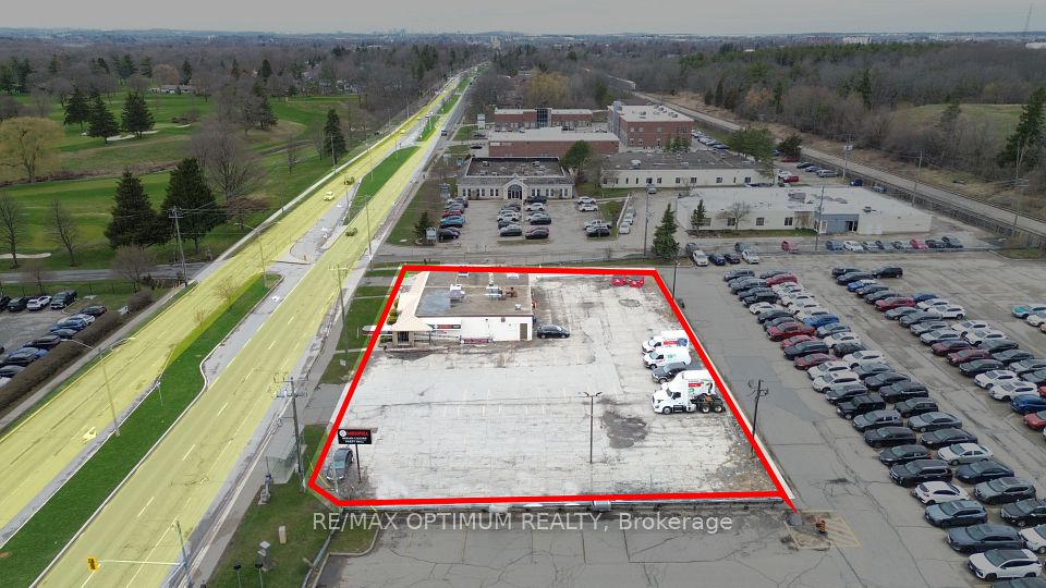 693 Coronation Boulevard, Cambridge, ON N1R 3G5