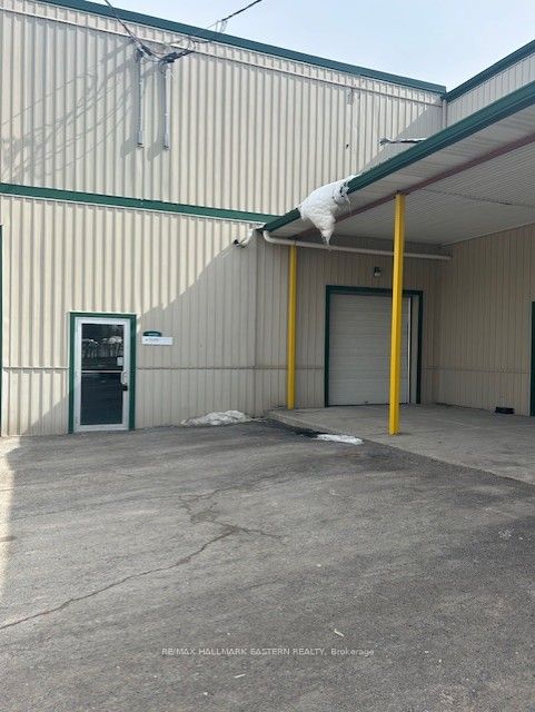 910 High Street #8, Peterborough, ON K9J 5R2