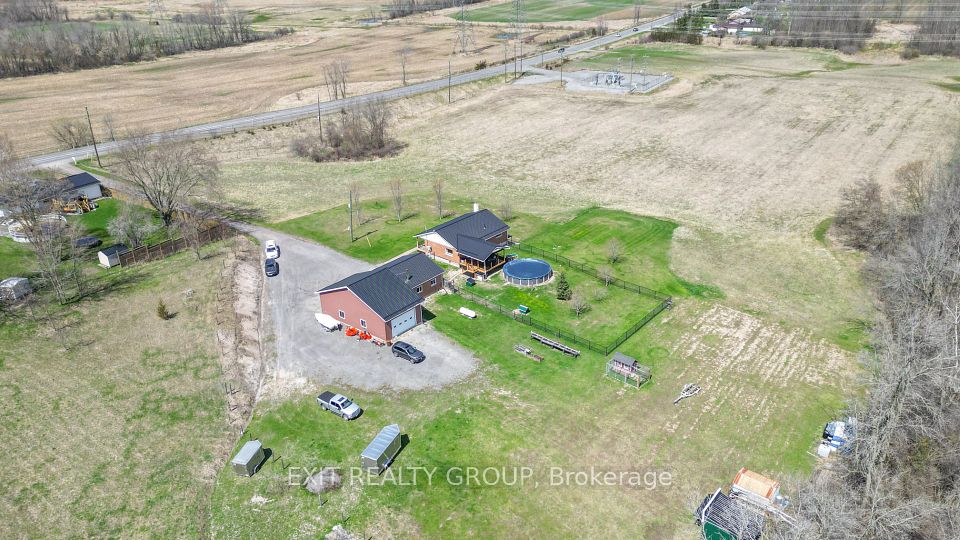 1690 Wallbridge Loyalist Road, Quinte West, ON K8N 4Z5