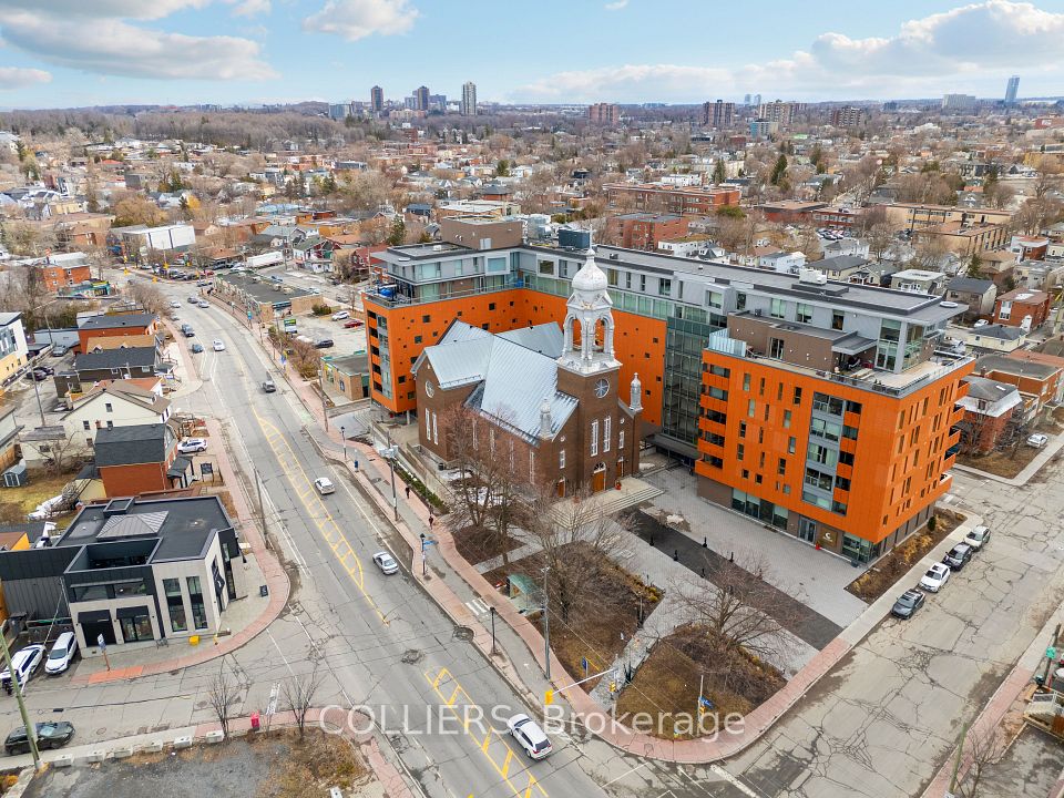 7* St. Charles Street, Vanier and Kingsview Park, ON K1L 7Z9