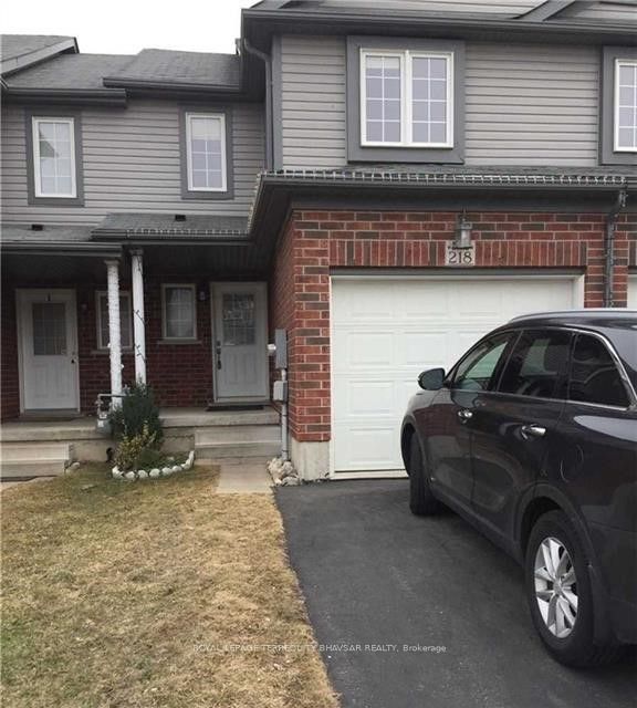 Att/Row/Townhouse at 218 Featherstone Crescent, Kitchener, ON N2R 1Z3, Kitchener