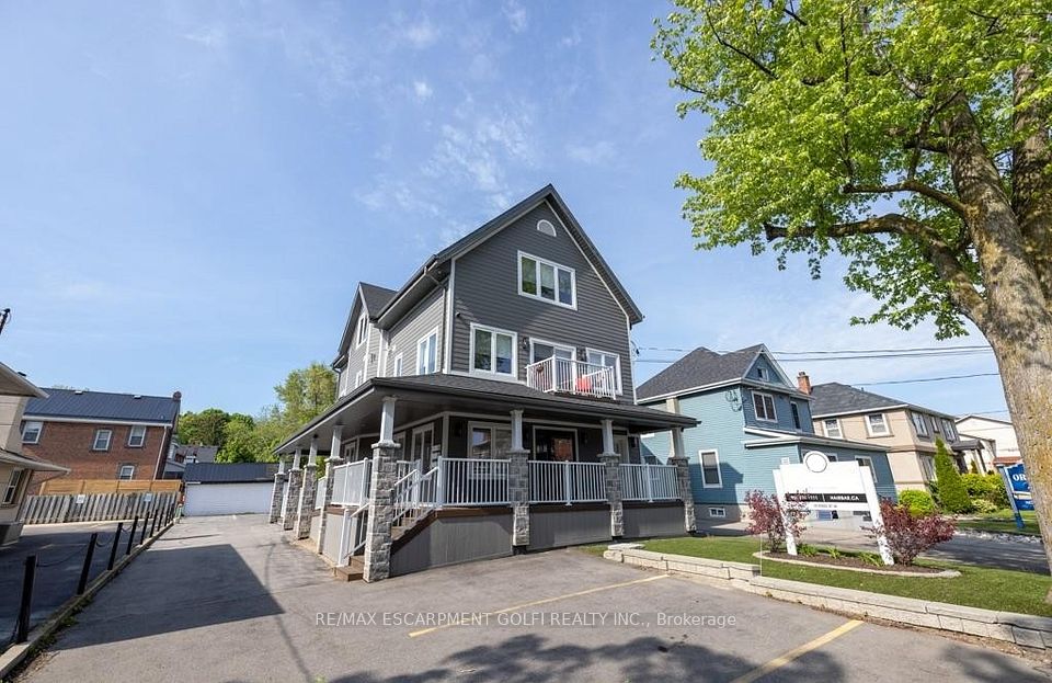 19 KING Street W, Hamilton, ON L8G 1H1