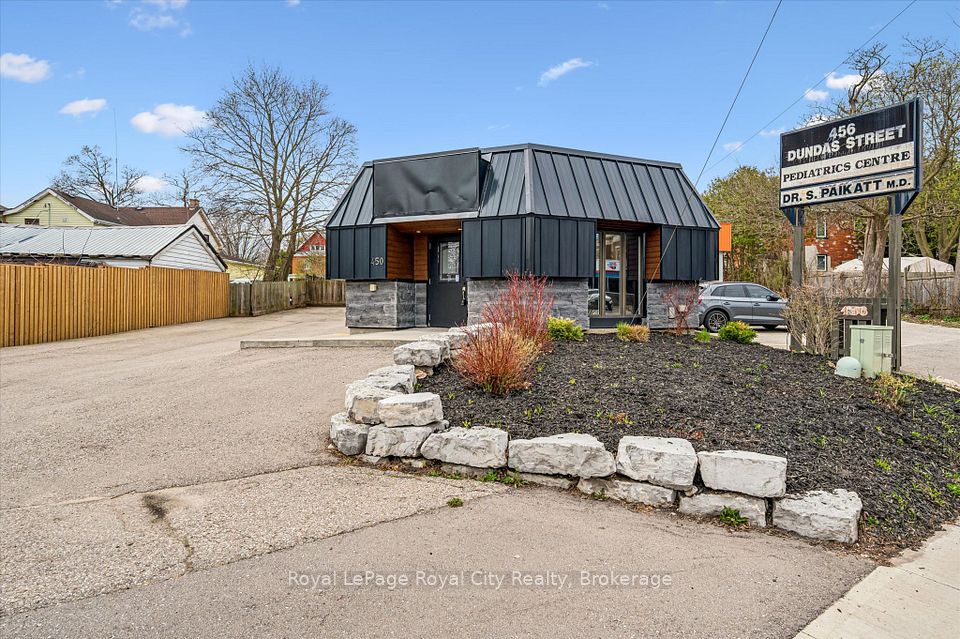 450 Dundas Street N, Cambridge, ON N1R 5R4