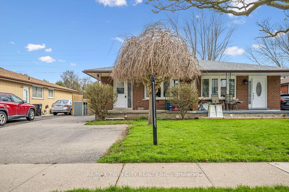 Semi-Detached  at 27 Vicmount Drive, Kitchener, ON N2M 2A2, Kitchener
