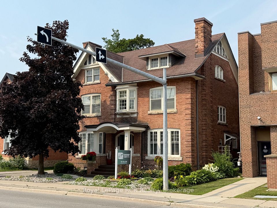 912 2nd Avenue W, Owen Sound, ON N4K 4M7