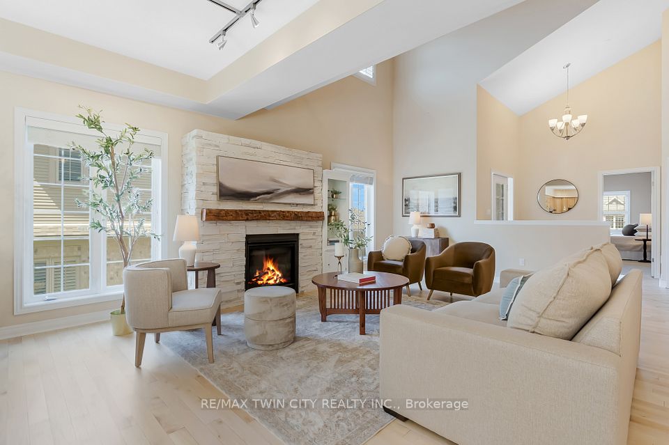 Att/Row/Townhouse at 227 Chestnut Hill Crescent, Kitchener, ON N2P 2X3, Kitchener