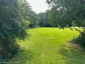 1161 Edgewood Road, Hamilton, ON L8B 1A1
