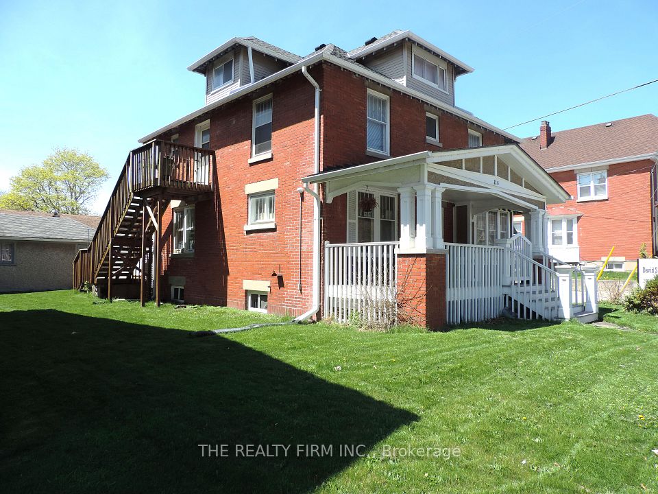 216 Wharncliffe Road N, London North, ON N6H 2B4