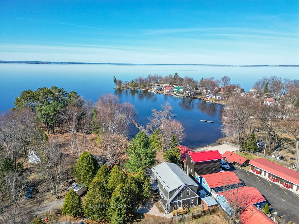 12 Mowat Crescent, North Bay, ON P1A 1R5